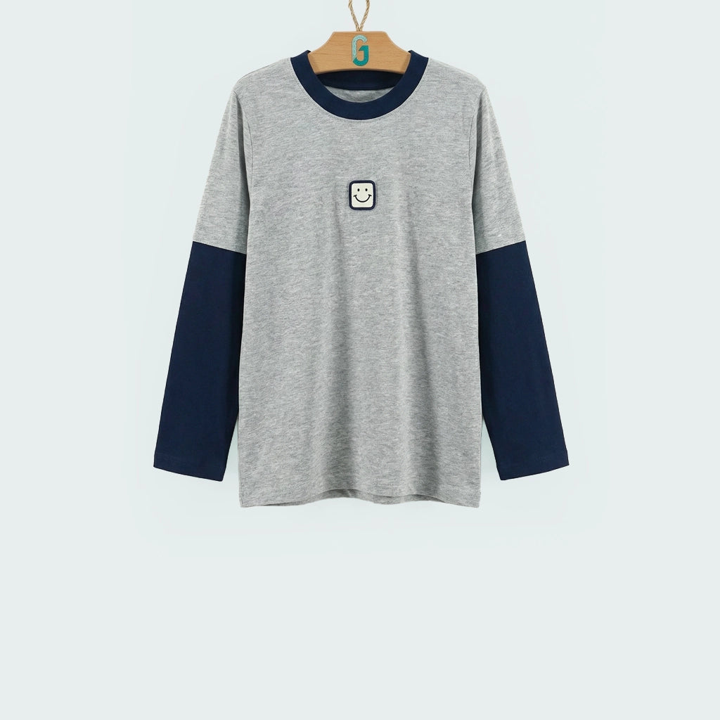 Crewneck Long Sleeve Smile Badge-27891