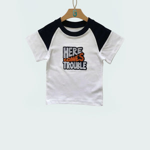 Crewneck White Here comes trouble - 28097