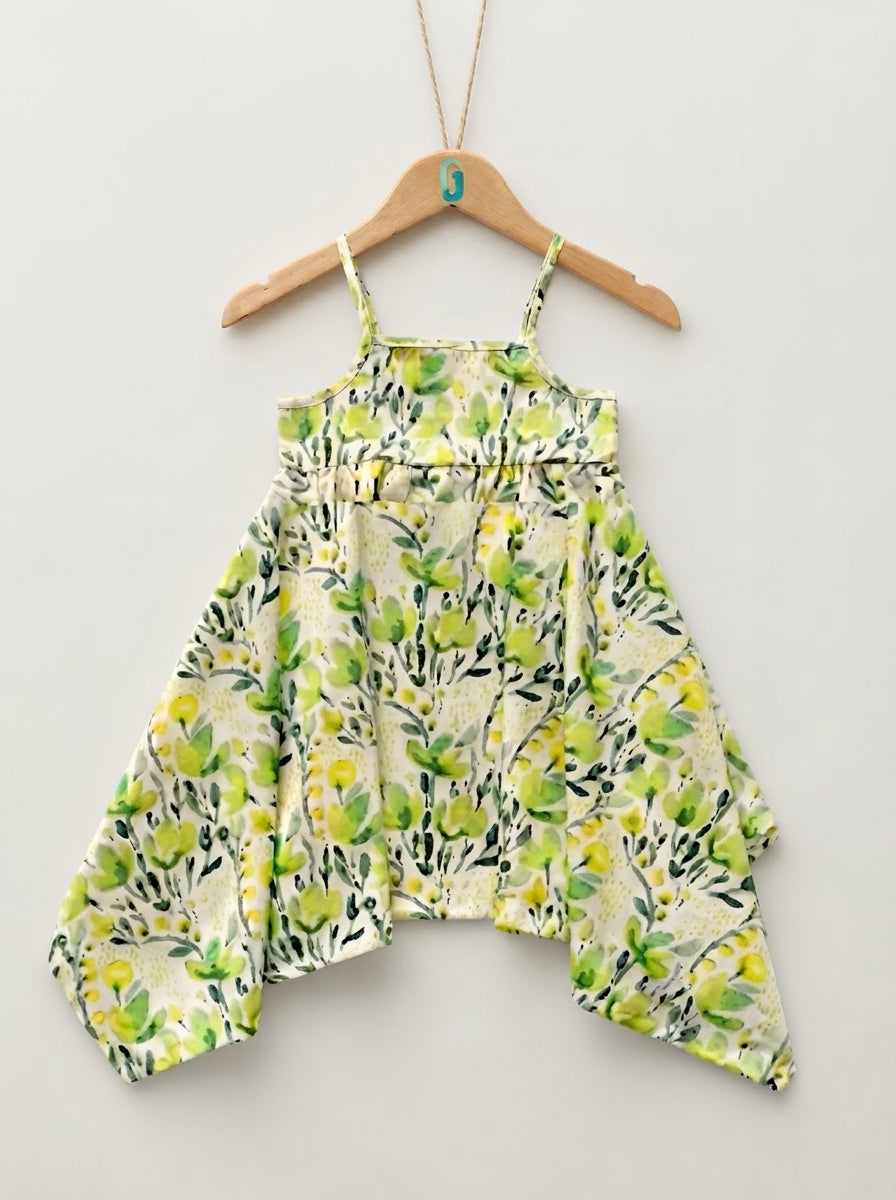 28003 - Dress Green Floral Butterfly Style