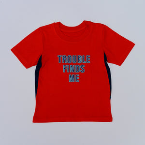 28105-crewneck trouble finds me